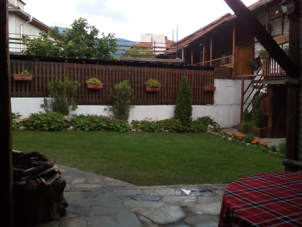 Дома для отпуска Deny Holiday home Добриниште